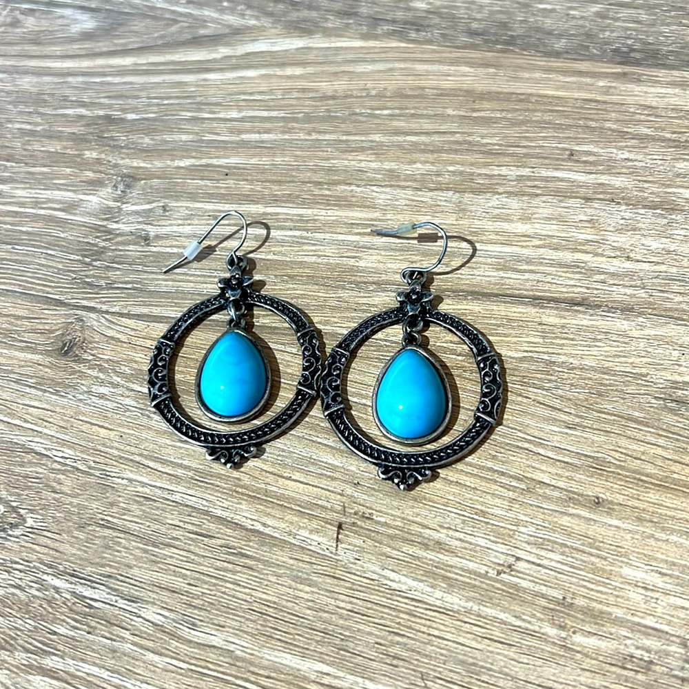 Silver turquoise earrings